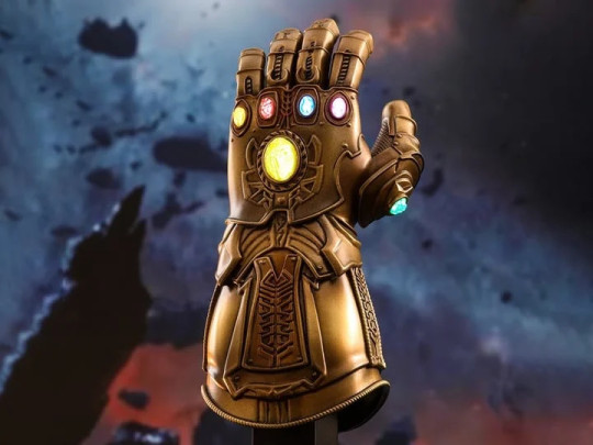 Avengers: Infinity War ACS003 Infinity Gauntlet 1/4 Scale Collectible