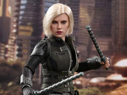 Avengers: Infinity War MMS460 Black Widow 1/6 Scale Collectible Figure