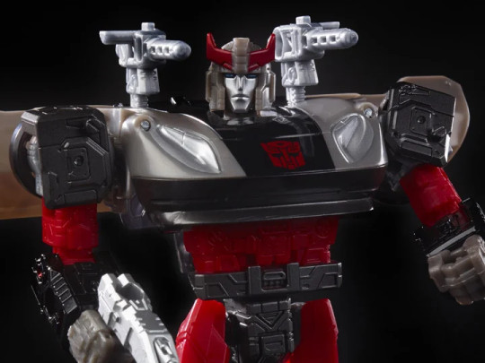 Transformers War for Cybertron: Siege Deluxe Bluestreak Exclusive