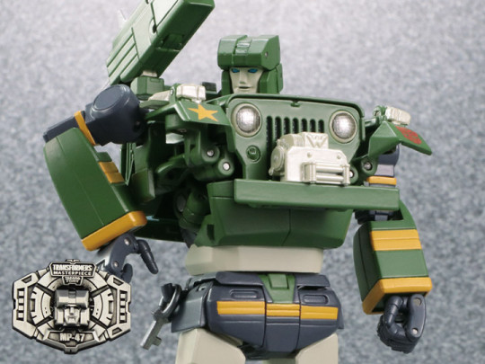 Transformers Masterpiece MP-47 Hound (With Collectible Pin)