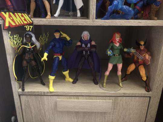 Display by karlhealing@hotmailco.uk