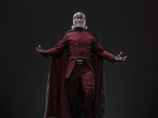 Avengers: Doomsday MMS912 Magneto