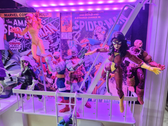 Display by ikaris_solid_6881