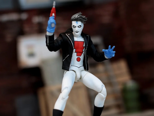 Madman Iconic Heroes Series Madman 1/12 Scale
