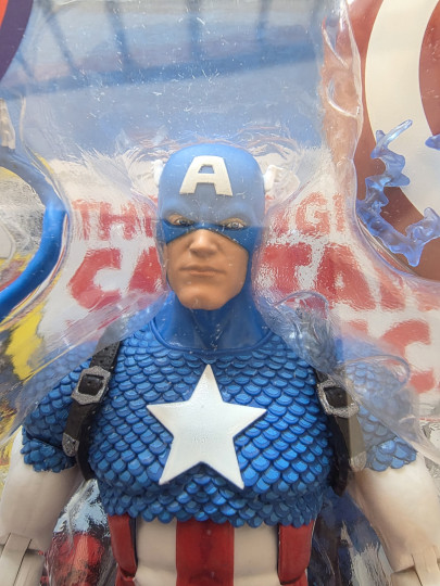 Display by angel_cosmic: Captain America