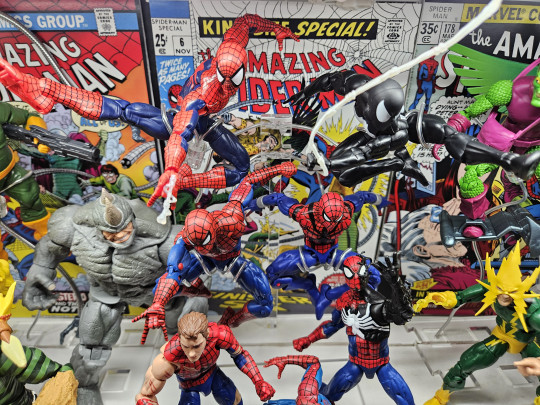 Display by ikaris_solid_6881