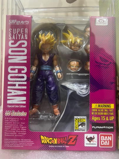 Display by METZTLI: SS Son Gohan SDCC