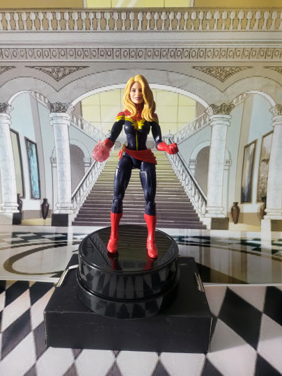 Display by Super_Mg: Captain Marvel