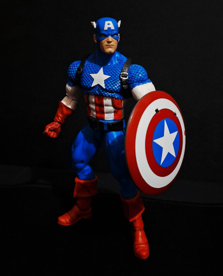 Display by Zingaloat: Captain America