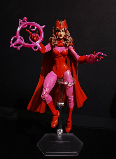 Display by Zingaloat: Scarlet Witch