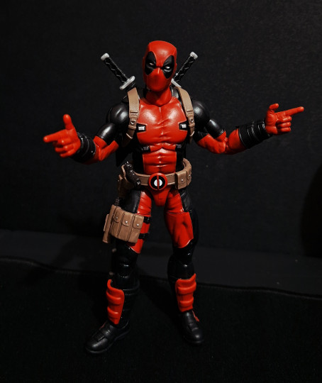 Display by Zingaloat: Deadpool