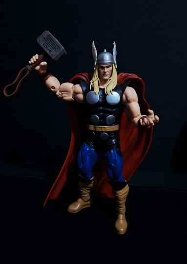 Display by Zingaloat: The Mighty Thor