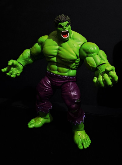 Display by Zingaloat: Hulk