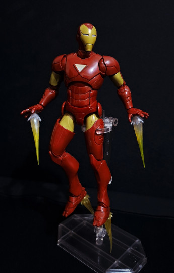 Display by Zingaloat: Iron Man (Extremis)