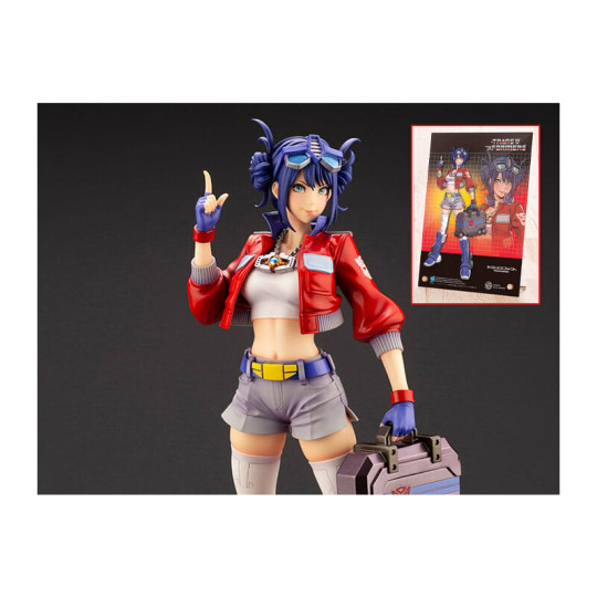TRANSFORMERS OPTIMUS PRIME DELUXE EDITION