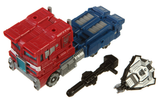 Display by Nuggeit: Optimus Prime (Siege)