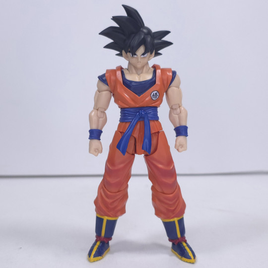 Display by Conor46X: S.H. Figuarts: Son Goku -A Saiyan Raised On Earth- (CUSTOM 4...