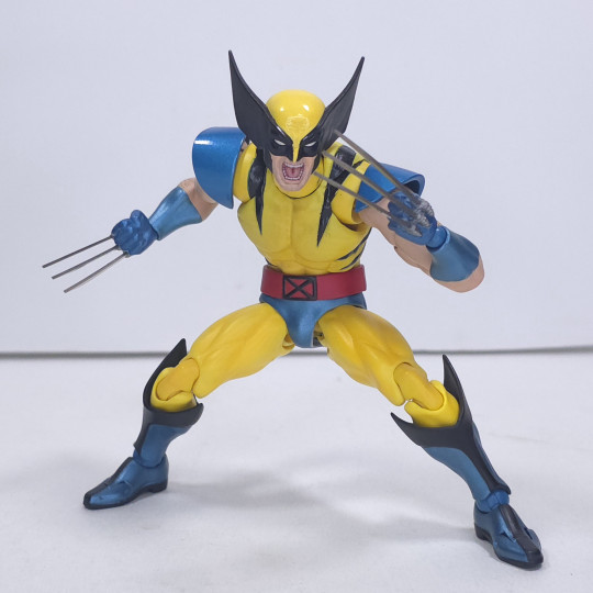 Display by Conor46X: MAFEX No. 96: Wolverine (Comic Ver.) (CUSTOM PAINTED)