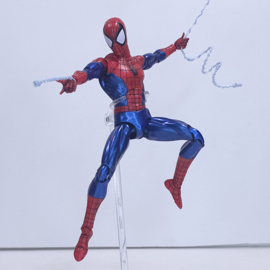 Display by Conor46X: MAFEX No. 75: Spider-Man (Comic Book Ver.) (CUSTOM PAINTED)