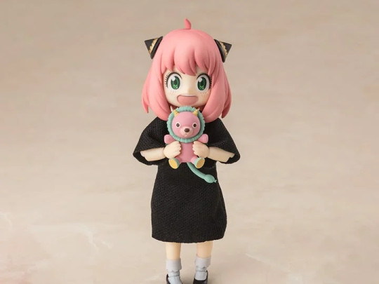 Spy x Family Anya Forger (Casual Attire Ver.)