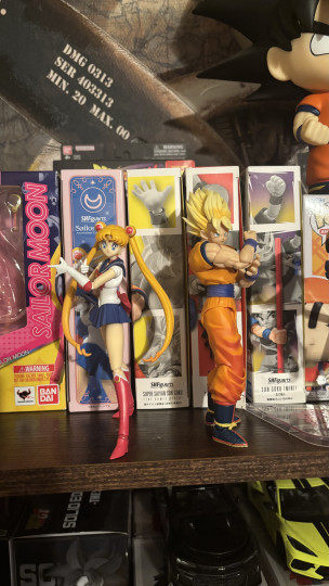 Display by miracle_aquaman_1171