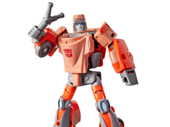 The Transformers: The Movie Studio Series Deluxe Class Autobot Wheelie