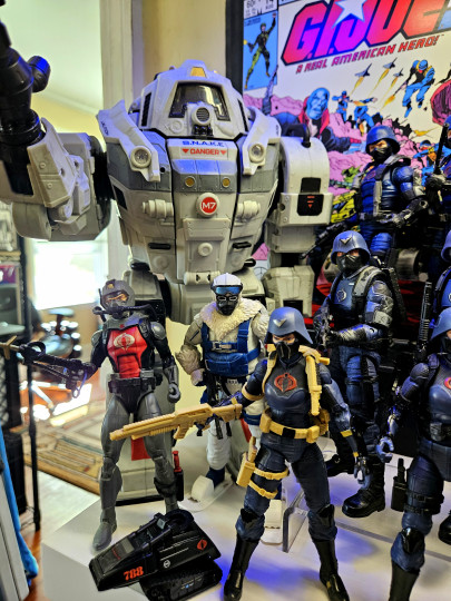 Display by ikaris_solid_6881