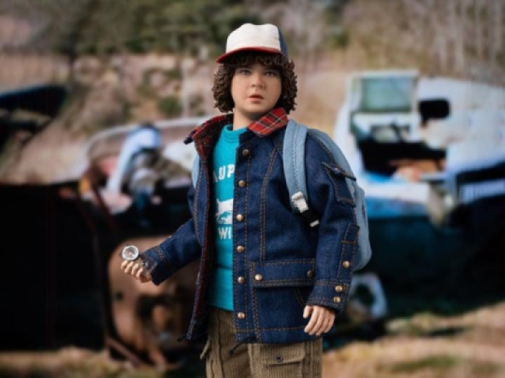 Stranger Things Dustin Henderson 1/6 Scale Collectible